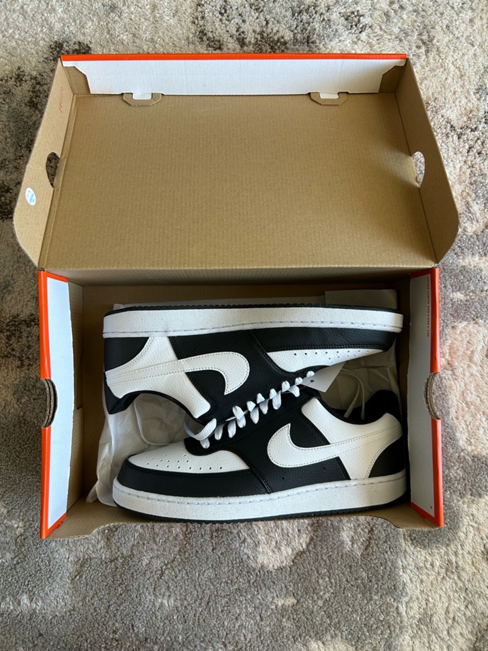 Nike Air Zoom Pegasus new with tags and box black and white shoes